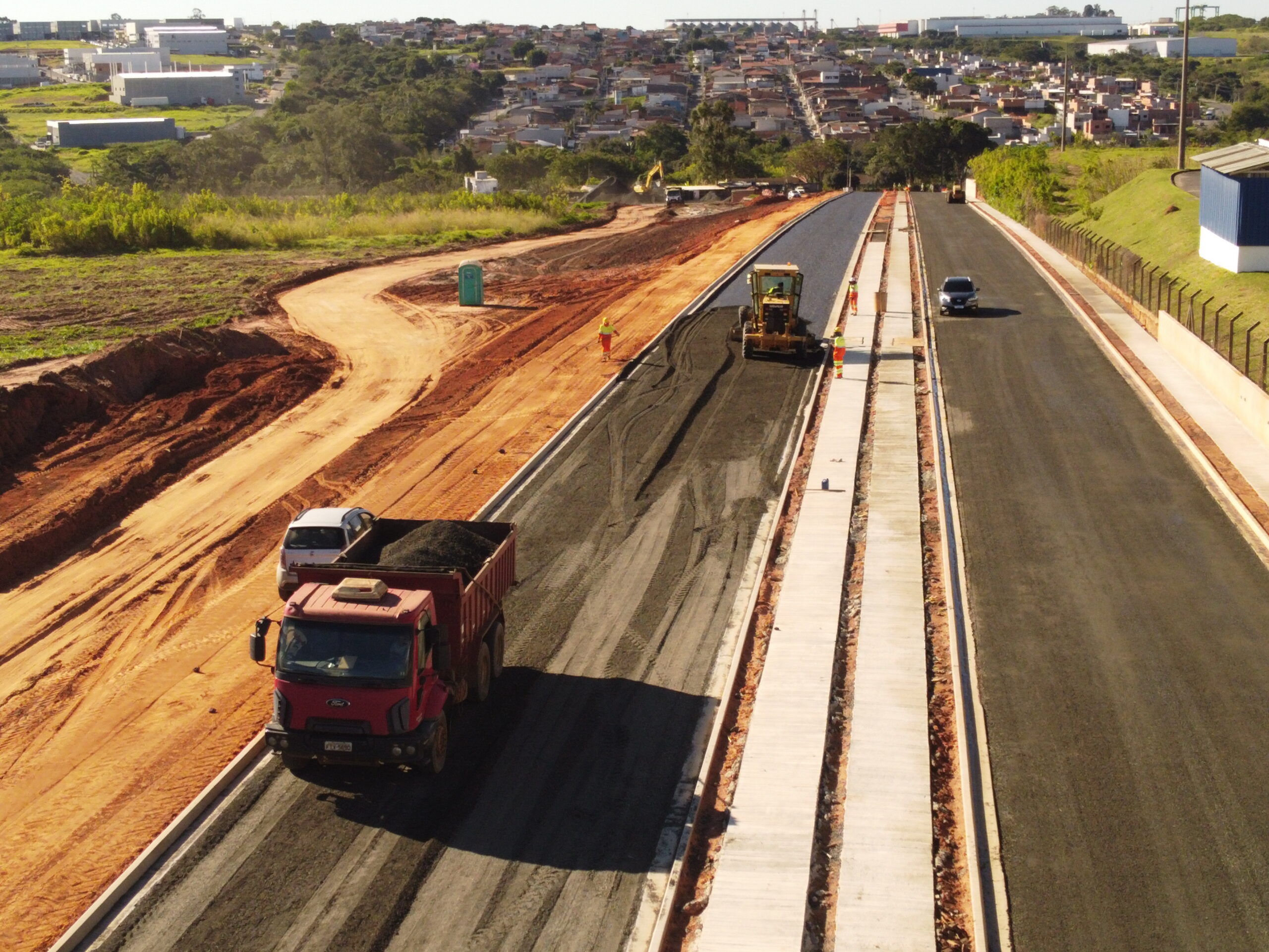Prolongamento da avenida Panaíno sentido Jd. Nova Europa será asfaltado nos próximos dias
